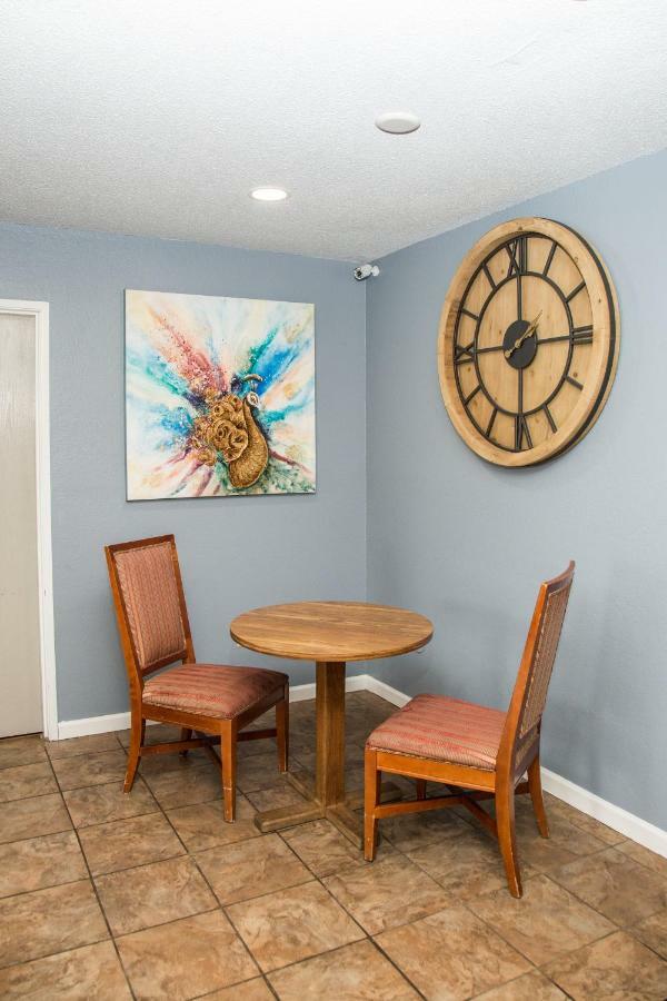 Americas Value Inn&suites 2* Detroit Lakes